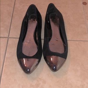 Gianni Bini dress flats